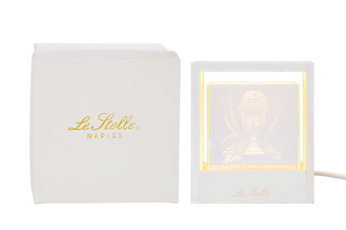 LAMPADA CUBO VETRO COMUNIONE USB 10,5×4,5x12CM C/ASTUCCIO Cod. 58216 da Bomboniere & Company S.r.l. Siracusa.