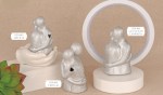 02A464 - 02A465 - 02A466 - OPTIC COPPIA LUCE CM.15,5 H.18 Coppia Luce Optic in vetro per bomboniere matrimonio e battesimo 2026, modelli 02A464 LED (H.10 cm, 6,80 €), 02A465 Mani LED (H.10 cm, 9,00 €), 02A466 Luce (CM.15,5 H.18 cm, 25,20 €), personalizzabili da Bomboniere & Company S.r.l Siracusa, bomboniere ec