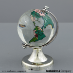 Bomboniera Mappamondo in Vetro Colorato 6cm - Idea Laurea e Comunione Mappamondo globo in vetro trasparente con continenti colorati su base in vetro.