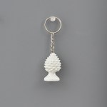 1240102 PORTACHIAVE PIGNA BIANCA 4cm Bomboniera portachiavi pigna bianca in ceramica 4cm - simbolo tradizione e portafortuna per matrimoni, eventi e regali