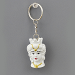 Bomboniera Portachiavi Lei Moro White/Gold 2.5x2.3x4.2 cm, in pelle moro con dettagli bianchi e dorati, per eventi come matrimoni e comunioni, codice 1240109.