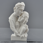 Statua Bomboniera Coppia Innamorati Scultura moderna di coppia che si abbraccia, bomboniera per matrimonio e anniversario.