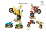 Bomboniera Moto da Cross Calamita – 18908 Assortimento calamite moto da cross in resina colorata per bomboniere.