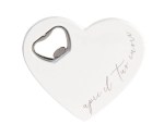 Bomboniera Apribottiglie a Cuore 200076-200077-200078-200081-200082 Bomboniera apribottiglie a forma di cuore in porcellana bianca con l'elegante scritta calligrafica 'apri il tuo cuore' e inserto in metallo per apertura bottiglie.