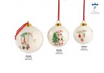 22285 - Sfera con Gnomi e Decoraz. Natale – 8 cm / 10 cm – Ceramica AP W.Box Sfera con gnomi e decorazioni natalizie 8 cm e 10 cm ceramica AP