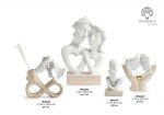 22427 - Gruppo Volti di Innamorati Stilizzati – 12 cm – Resina – G.B.Box Gruppo Volti di Innamorati tra Mani Stilizzate – 13 cm – Resina – G.B.Box Diffusore Gruppo Volti di Innamor Gruppo volti innamorati stilizzati diffusore resina