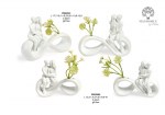 22560 - Innamorati Stilizzati – Simbolo Infinito – 12.2 cm / 18.1 cm – 2 Assortimenti – Resina – G.Box – 2027 Innamorati stilizzati su simbolo infinito in resina