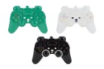 Salvadanaio Joystick Gamer in Resina – Bomboniera Comunione e Cresima Tre salvadanai a forma di controller joystick nei colori nero, bianco e verde per bomboniere.