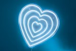 58080 - CUORE LED/USB 36,5x38CM C/COLOR/BOX CUORE LED/USB 36,5x38CM C/COLOR/BOX Cod. 58080 da Bomboniere & Company S.r.l. Siracusa.