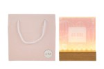 58113 - DECORAZIONE VETRO LED ROSA 12,5×4,5xh.14,5CM C/SHOPPER 156642 Decorazione vetro LED rosa 58113 dimensioni 12,5x4,5xh.14,5 cm c/shopper 156642 per bomboniere Novità 2026 da Bomboniere & Company S.r.l Siracusa.