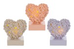 Bomboniera Cuore LED in Resina con Fiori per Matrimonio e Comunione 58319 cuore led con decoro fiori in 3 colori assortiti codice 58319