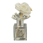 Profumatore Cristallo e Argento con Rosa Bianca - Bomboniera 100ml Profumatore quadrato in cristallo con rosa bianca e decoro in argento per bomboniere.