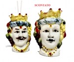 Bomboniera Testa di Moro Profumatore Fruit Color - Re e Regina 8.6cm Coppia di profumatori Testa di Moro Re e Regina con decorazioni di frutta e corona dorata.