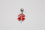 A3158 - Ciondolo Charms Quadrifoglio Rosso in Metallo Ciondolo Charms Quadrifoglio Rosso in metallo per confezionamento bomboniere e segnaposto portafortuna