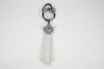 PC7065 - Portachiavi Pelle con Quadrifoglio 2x10 cm Portachiavi pelle con quadrifoglio verde portafortuna 2x10 cm per bomboniere laurea e buon augurio