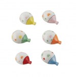 Sei magneti a forma di palloncino in ceramica colorata con decori a cuore.
